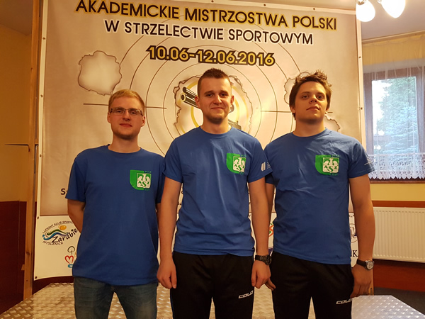 Od lewej Jakub Cieplak, Marcin Majka, Radosław Kręwicki
